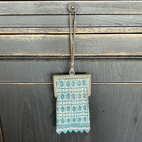 Enamel Flapper Purse - Picture 4 of 11